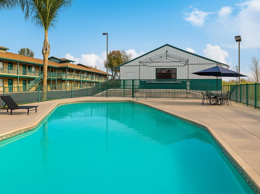 Riverdale酒店住宿-勒莫尔旅程住宿酒店