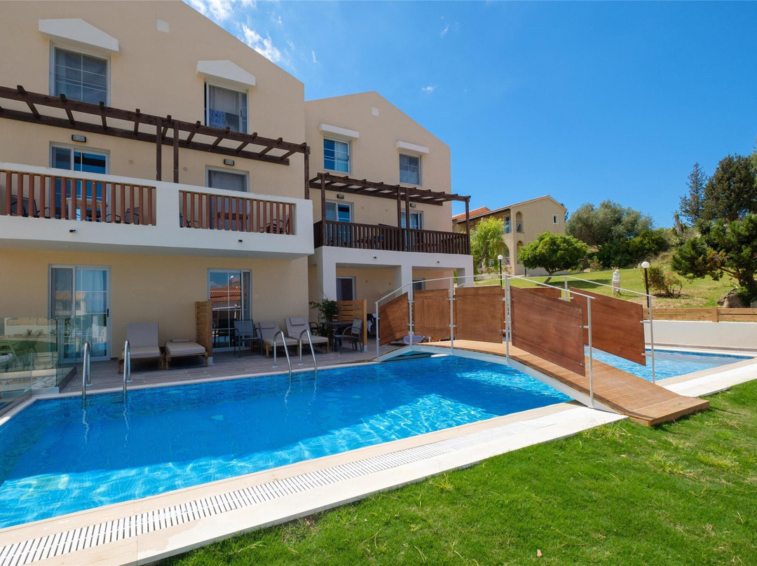 Akron Seascape Hotel