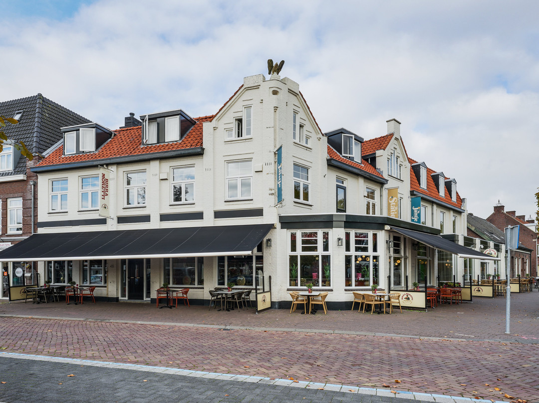 德瓦克酒店主图