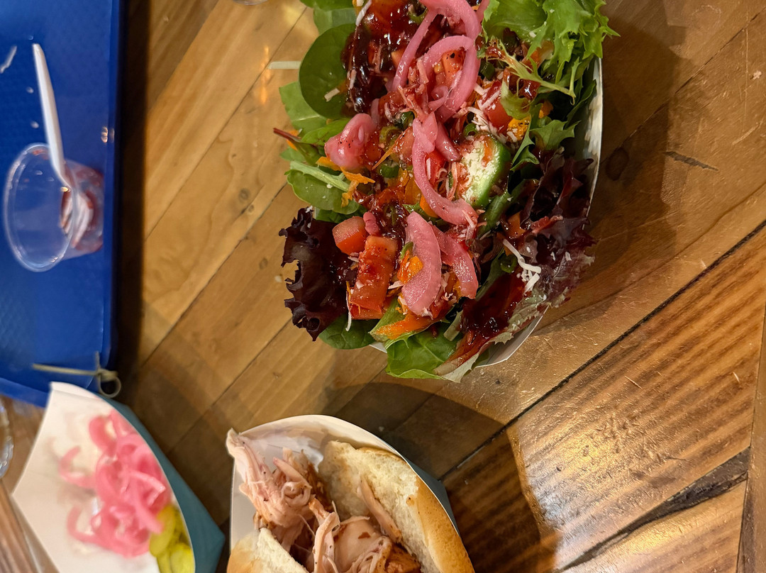 Fourteen Cannons Brewery-西湖村必去景点