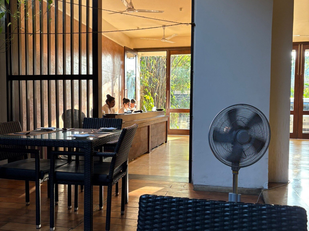 绿色露台酒店主图