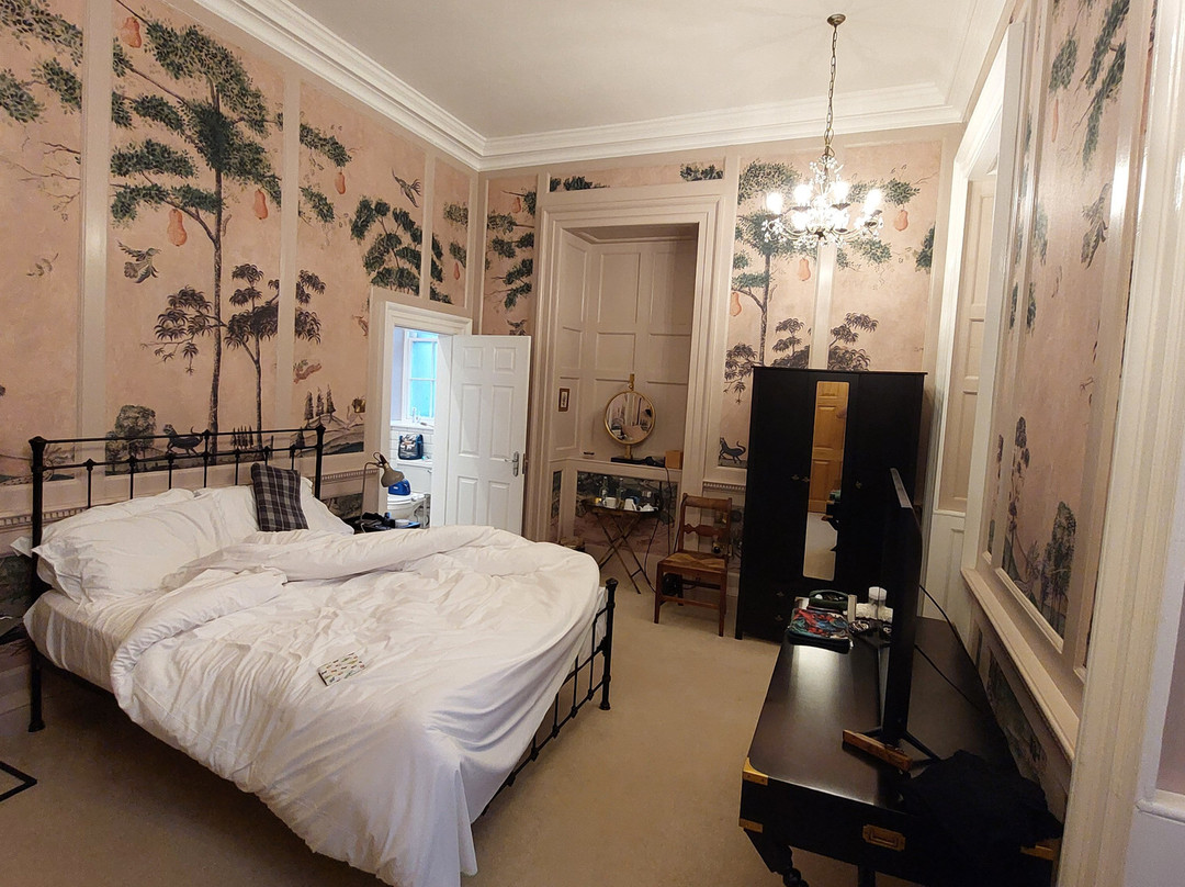 莫法特别墅酒店主图