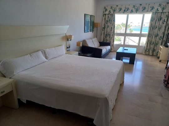 波尔托胡安蒙蒂尔水疗与航海基地酒店主图