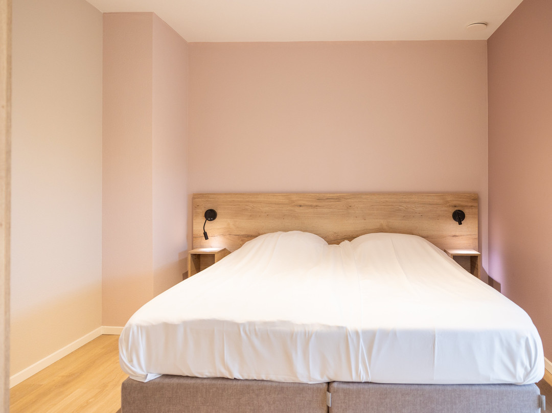 Strandhotel Buren Aan Zee主图