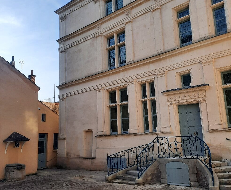 Musée Jean de la Fontaine-Chateau-Thierry必去景点