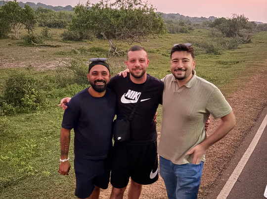 Lanka Tour Driver-Hingurakgoda必去景点