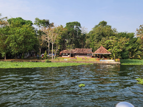 Shantitheeram Ayurveda主图