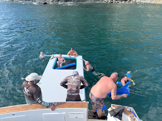 Mr Pelicano Boat Tours-Playa Flamingo必去景点