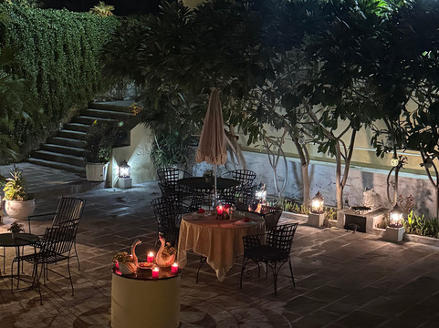 恰布里亚福特酒店主图