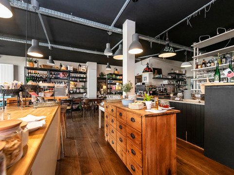 Kaffee&Kissen - Das Hofcafé am Rhein