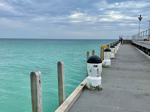 Rosebud Pier-Rosebud必去景点