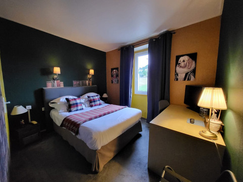 Logis Hotel Le Relais Sarrasin Rest. A La Table D'Alexandre主图