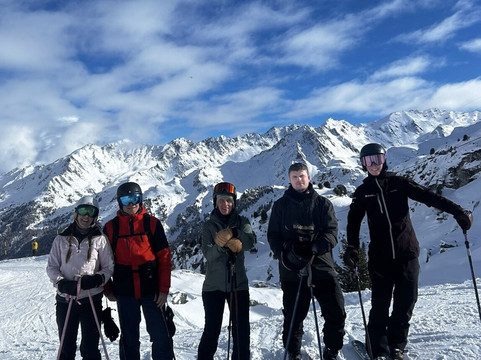 Element Ski School-韦比尔必去景点