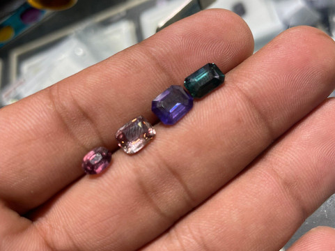 Kandy Gem Centre-康提必去景点