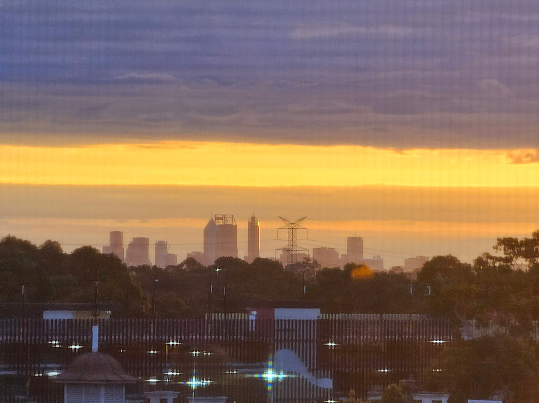 米德兰奎斯特酒店主图