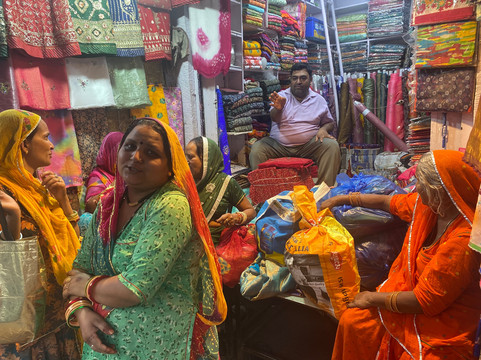 Raju's Private Tours-斋蒲尔必去景点