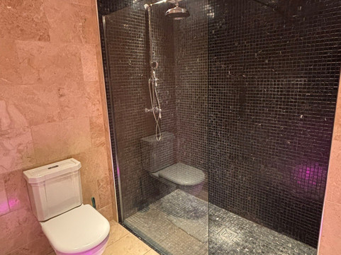 Ravenscroft B&B主图