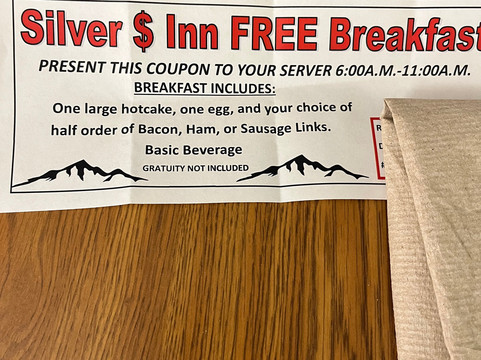 50,000 Silver Dollar Bar-Haugan必去景点