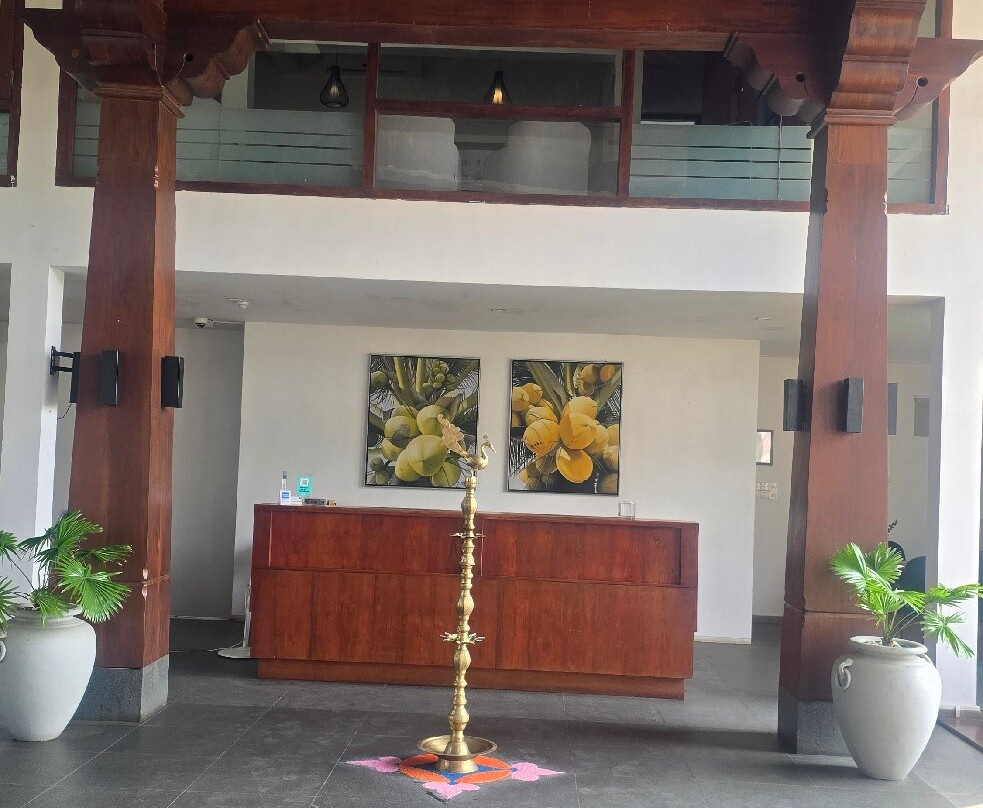 汀奈套房酒店主图