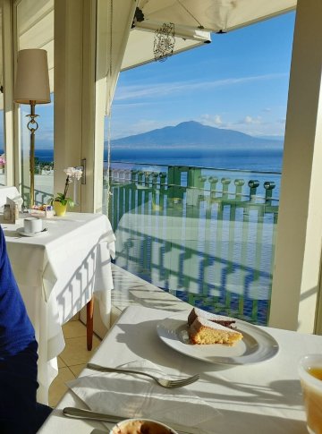 布里斯托尔酒店-官方