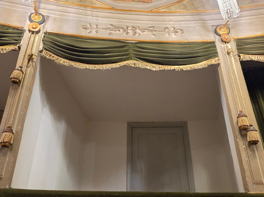 Teatro sociale-奇塔代拉必去景点