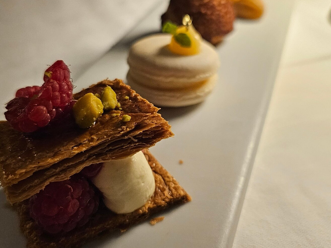 阿尔巴罗斯酒店主图