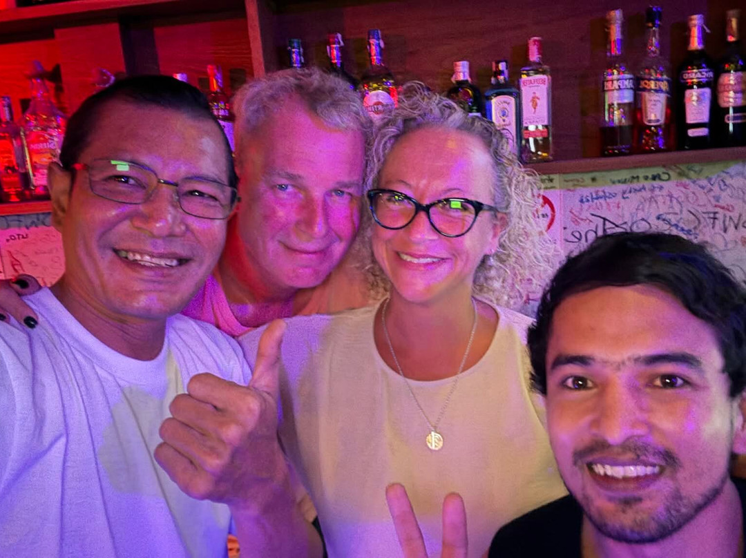 B52 Joe's Bar Bangsak-Bang Muang必去景点
