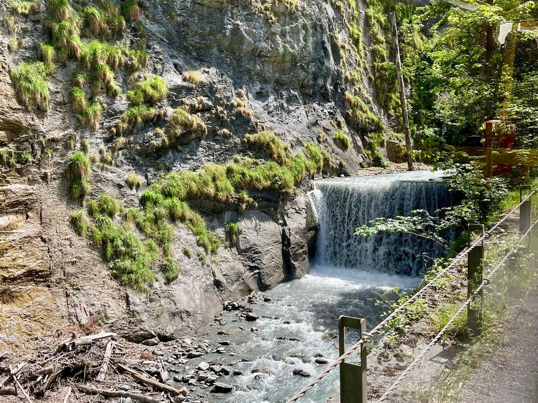 萨多纳地质构造区-Glarus必去景点