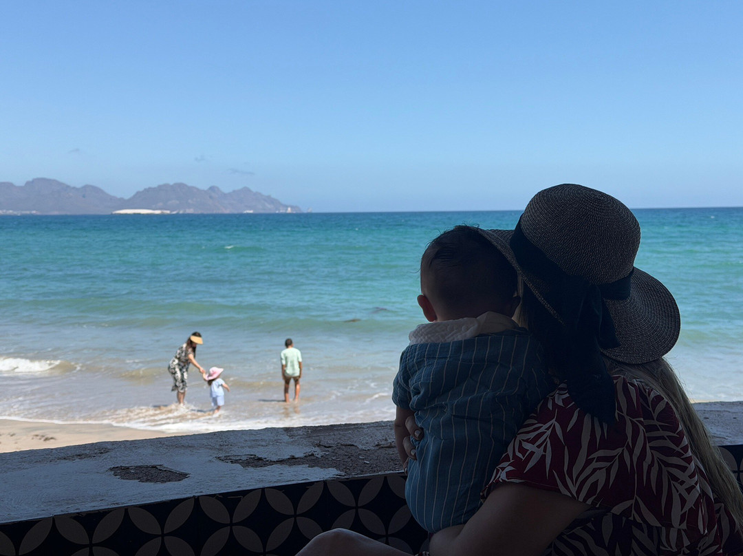 Maukaa Restaurant & Beach Club