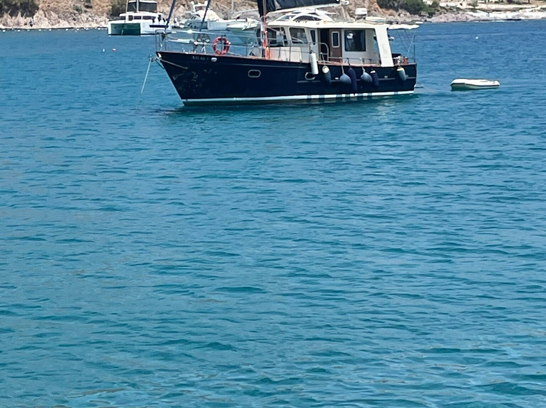 Ozzlife Boat-居姆贝特必去景点