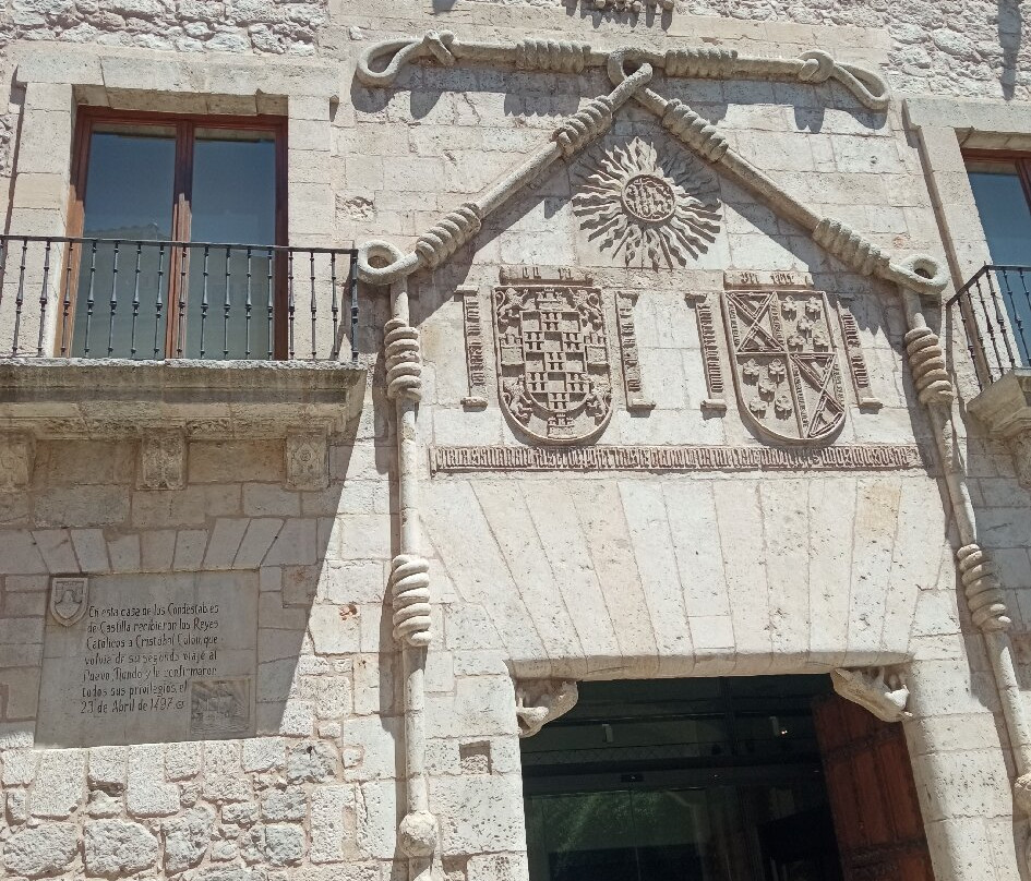 Casa del Cordón-布尔戈斯省必去景点
