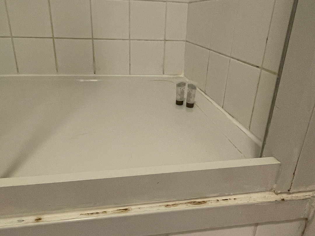 海滩酒店主图