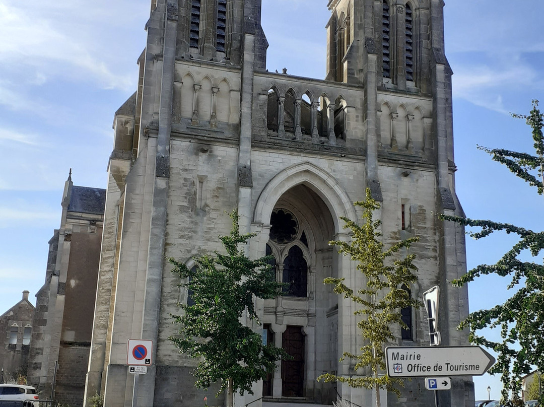 Office de Tourisme et du Thermalisme de Bourbon-Lancy-Bourbon-Lancy必去景点