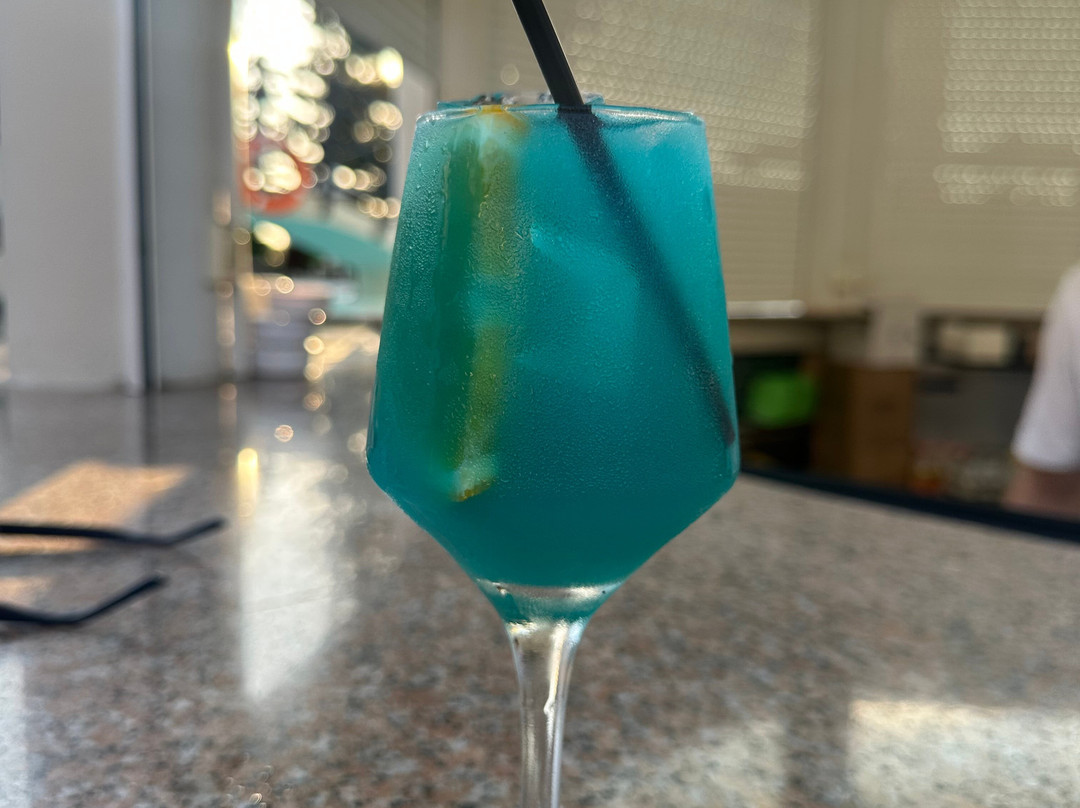 德安得瑞马雷海滩酒店主图