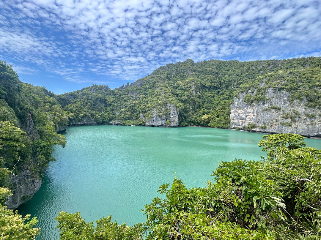 Blue Lagoon Emerald Lake-红统必去景点