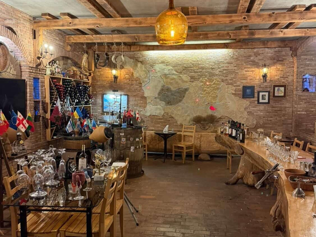 Vazha Davitadze's Winemaking and Wine Cellar-巴统必去景点