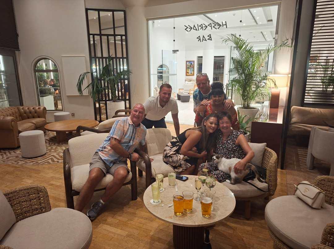 黄金海岸酒店主图