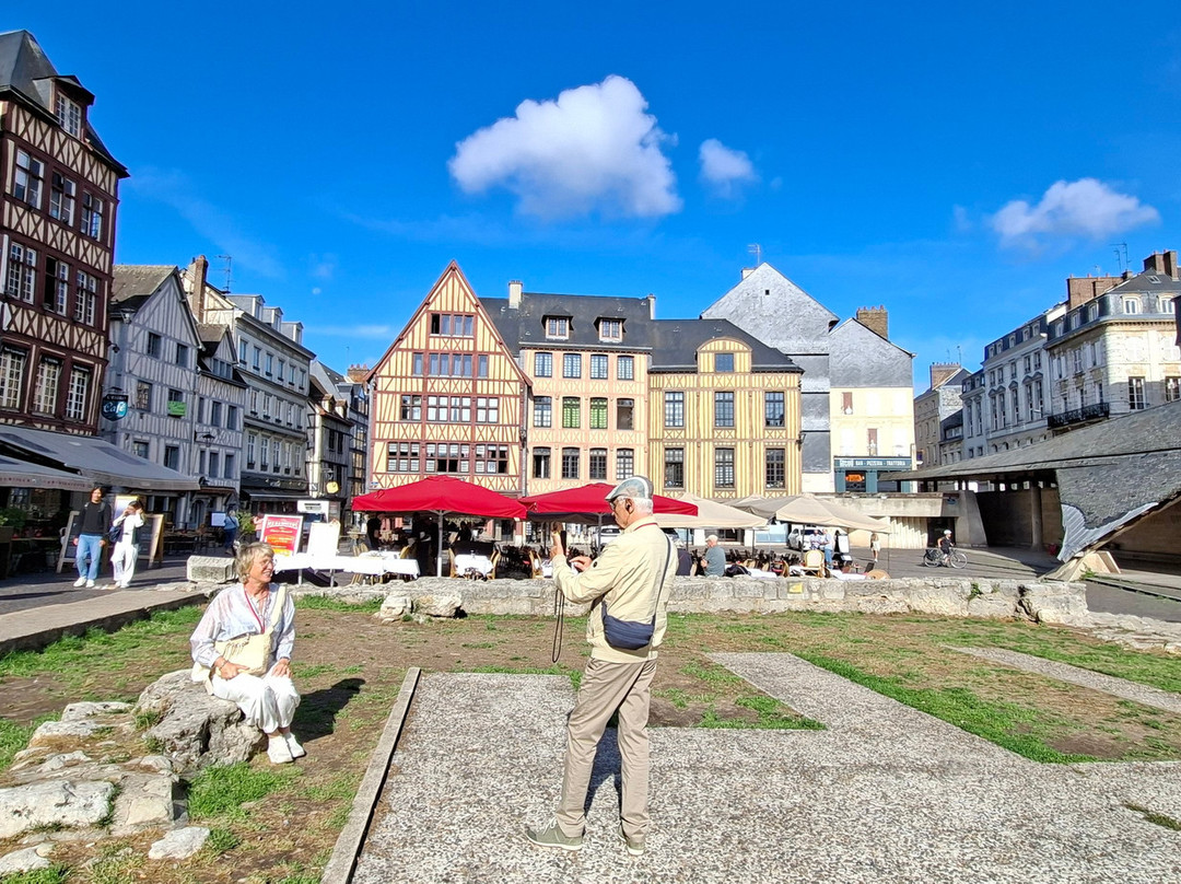 Place du Vieux-Marché-鲁昂必去景点