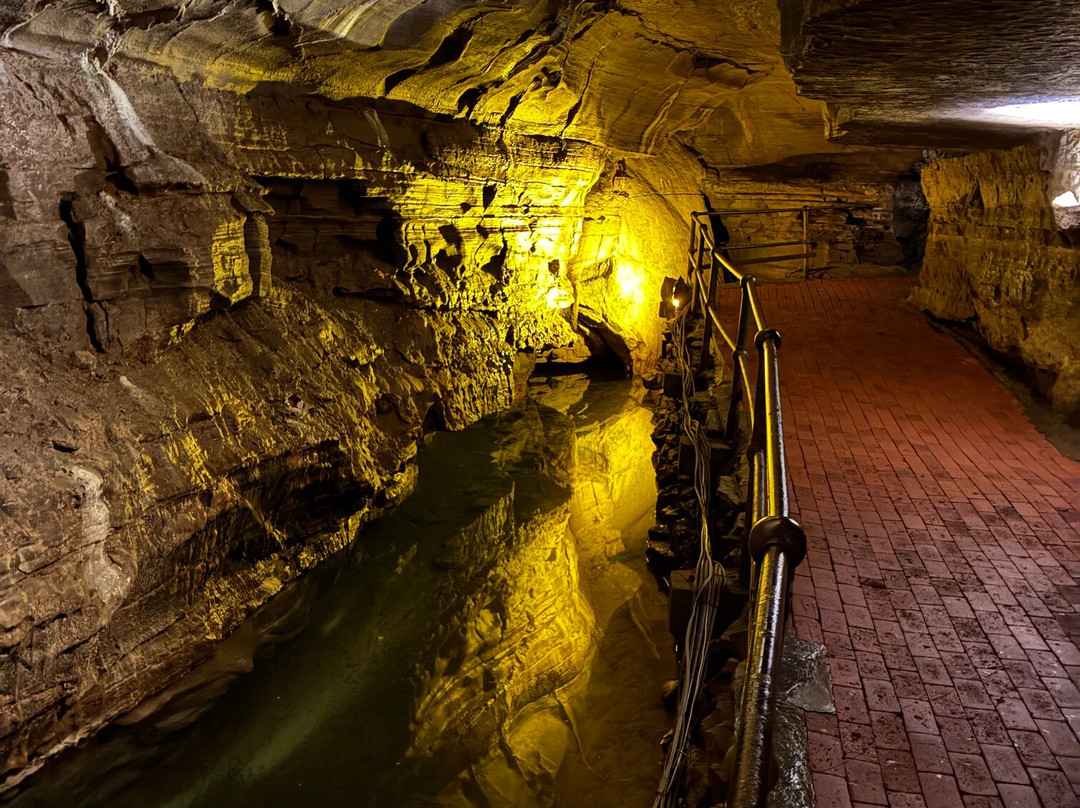 Howe Caverns-Howes Cave必去景点