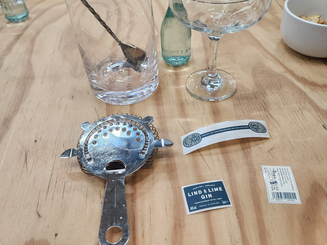 Lind & Lime Gin Distillery-爱丁堡必去景点