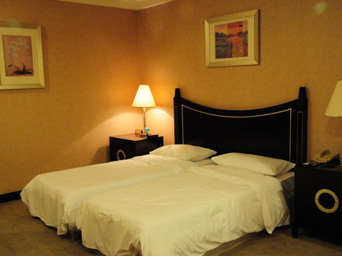 马可波罗商务酒店主图