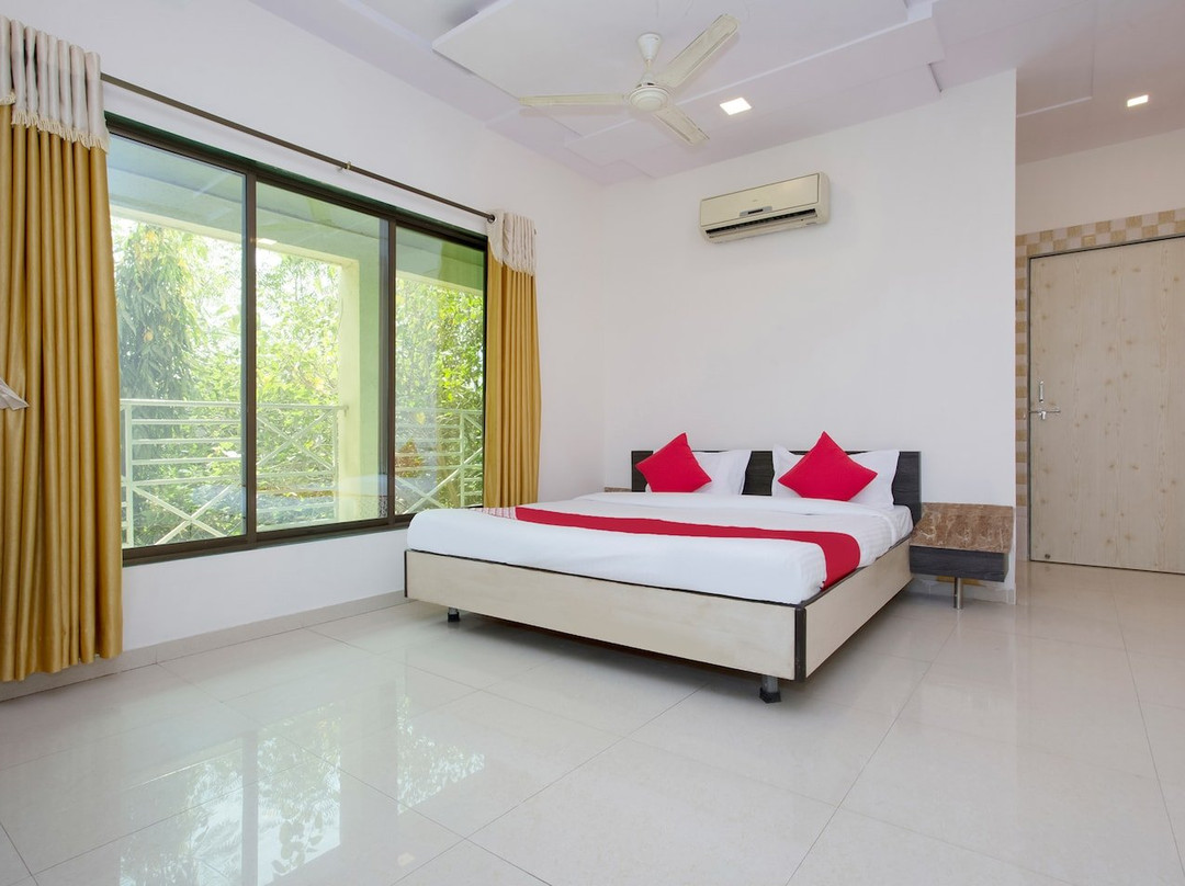 OYO 28363 Hotel Sai Icon Residency