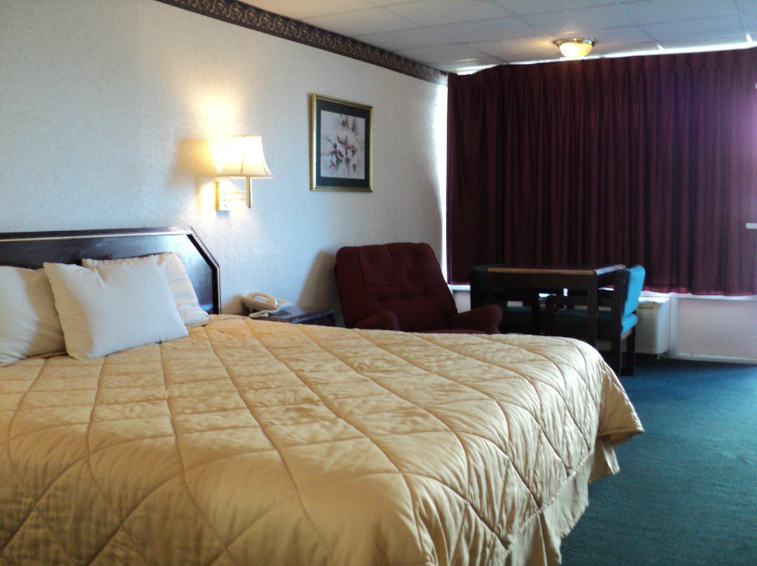 Relax Inn and Suites