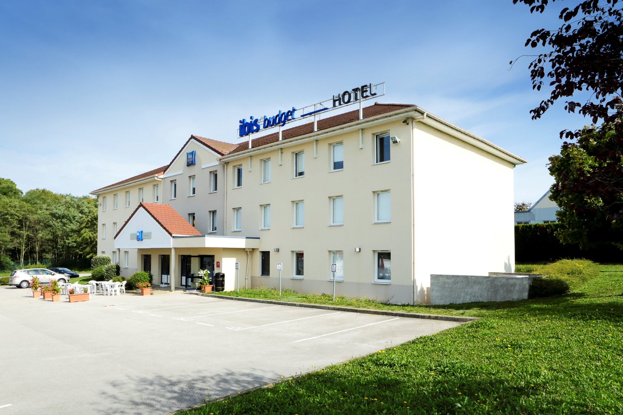 Ibis Budget Dole-官方