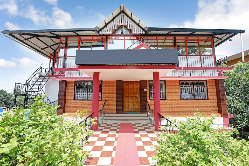 OYO 39693 Misty Greens Guest House