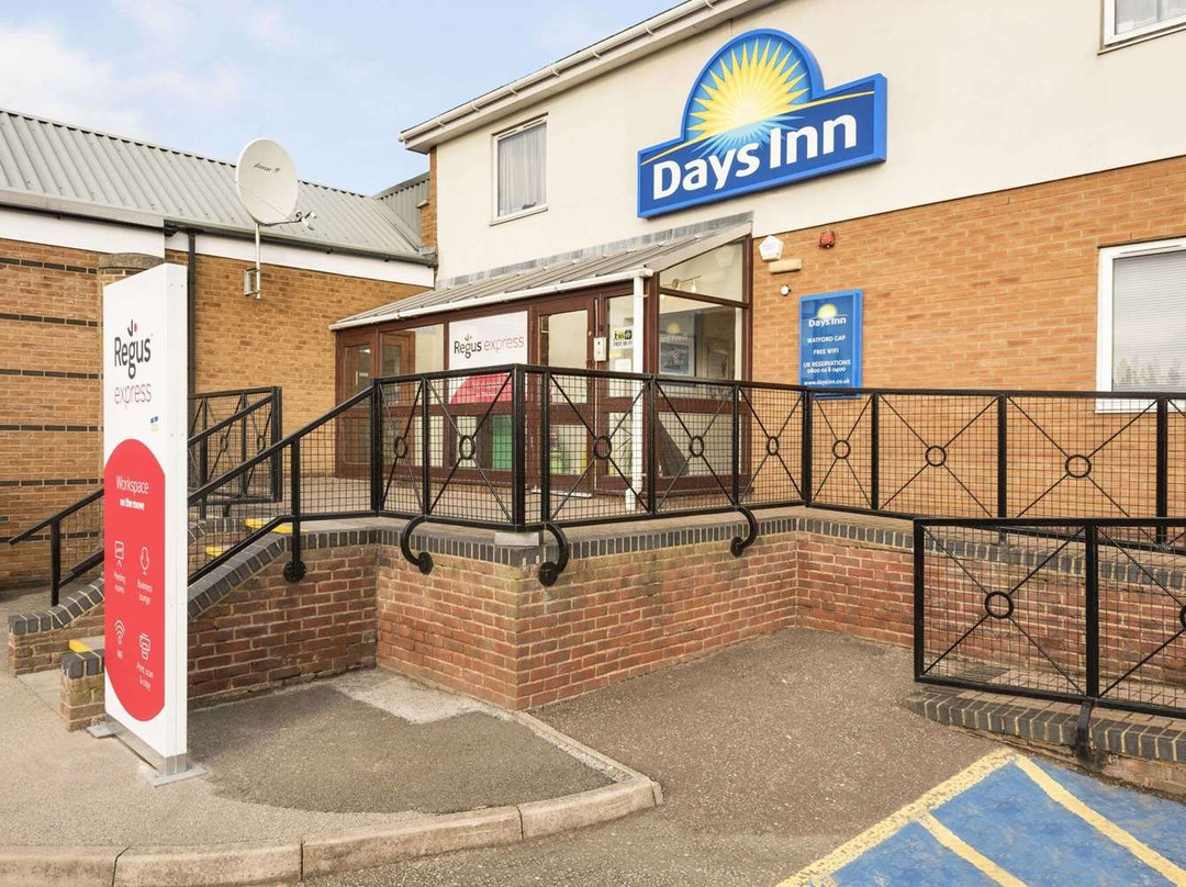 Days Inn by Wyndham Watford Gap主图