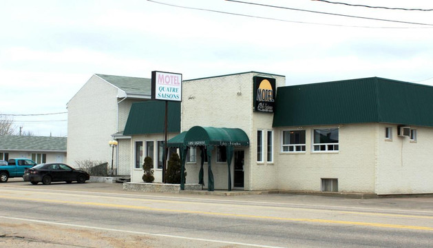 Longue-Rive酒店住宿-Motel Quatre Saisons