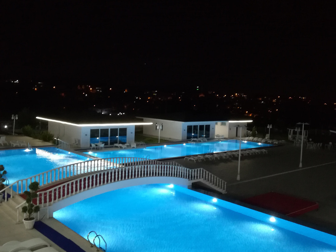 Mourouj Gloria White Palace Hotel & SPA
