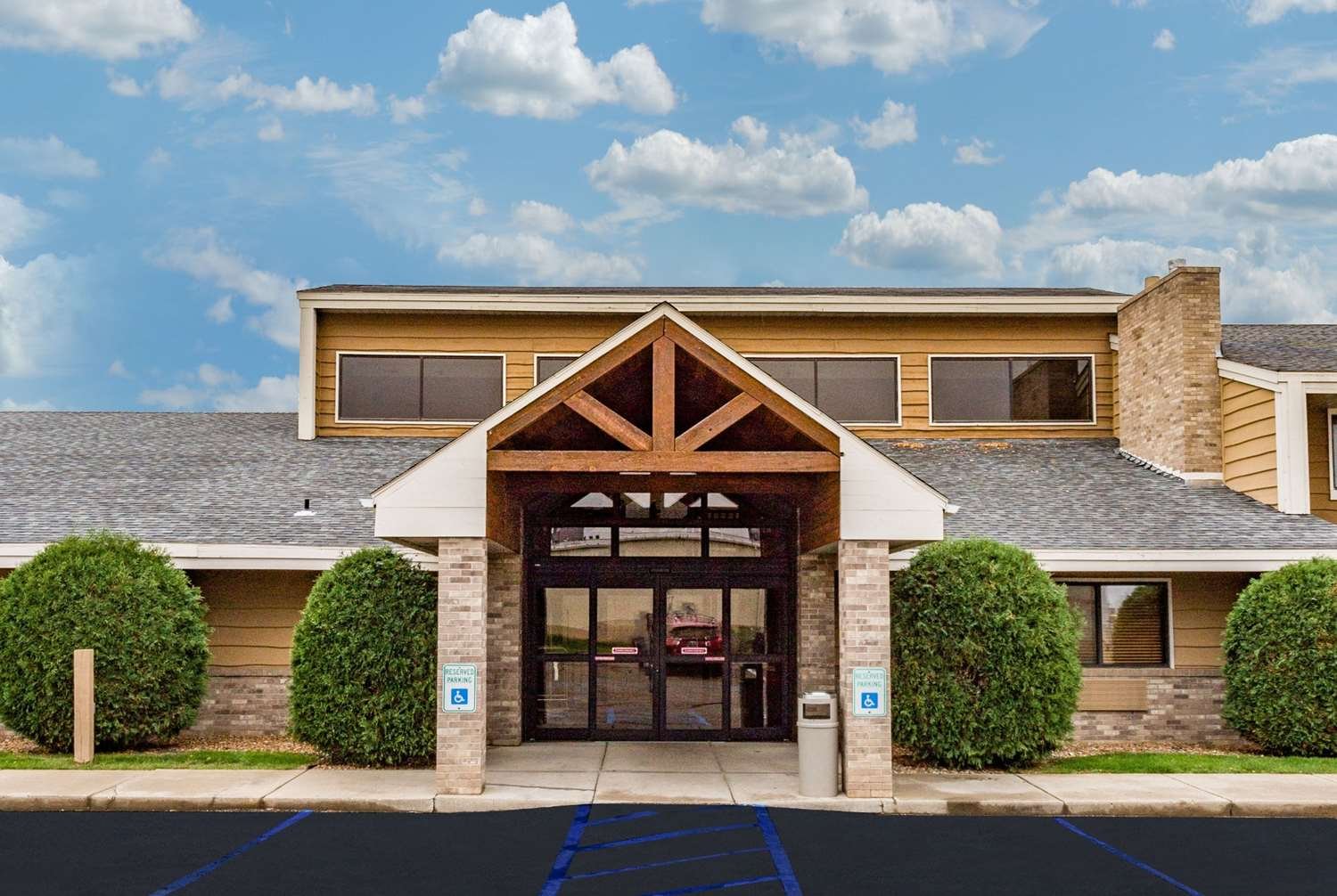 AmericInn by Wyndham Dickinson-官方