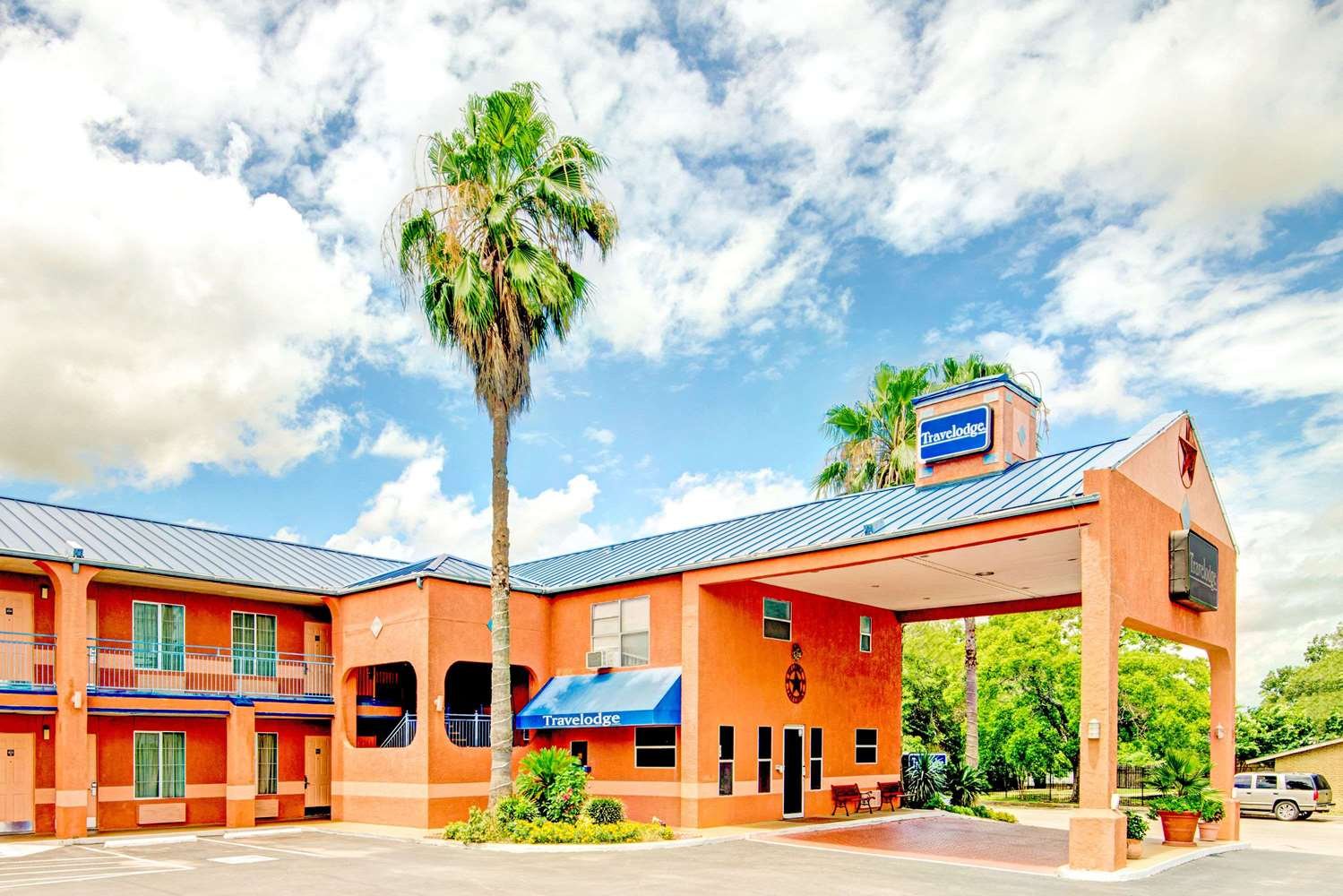 Econo Lodge Inn & Suites Near Lackland AFB-官方